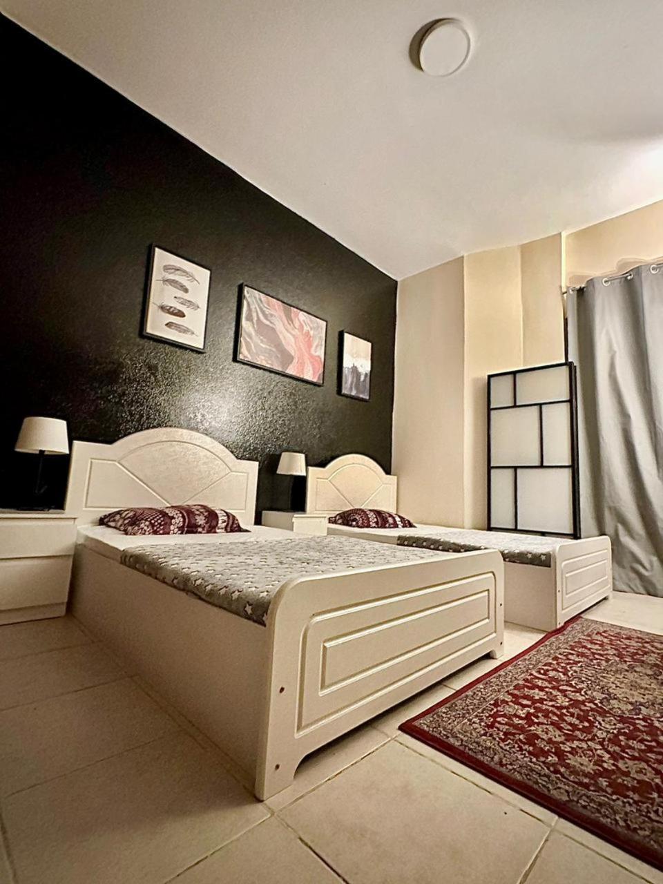 Backpackers دبي