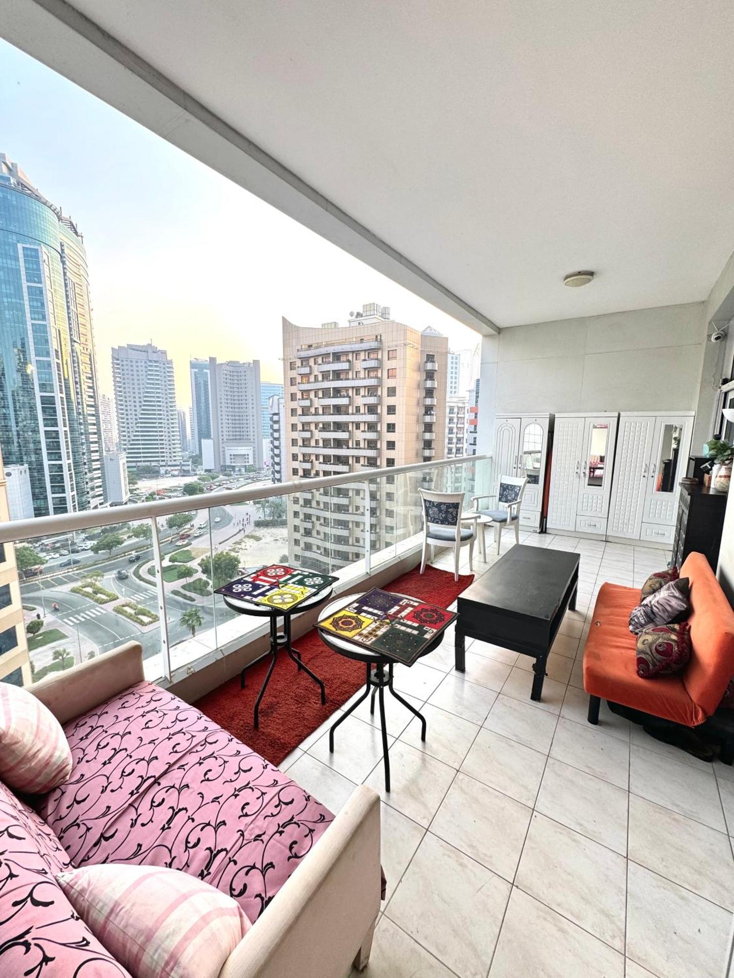 Backpackers دبي